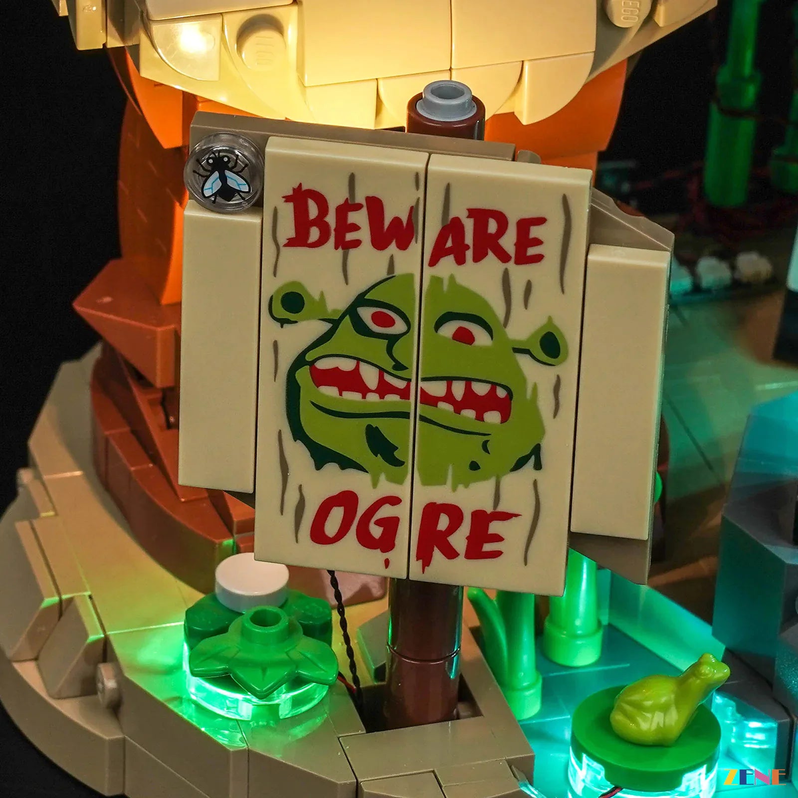 hidden wire swamp display detail - ZENE Bricks Light Kit for LEGO® Shrek Donkey and Puss in Boots #72423