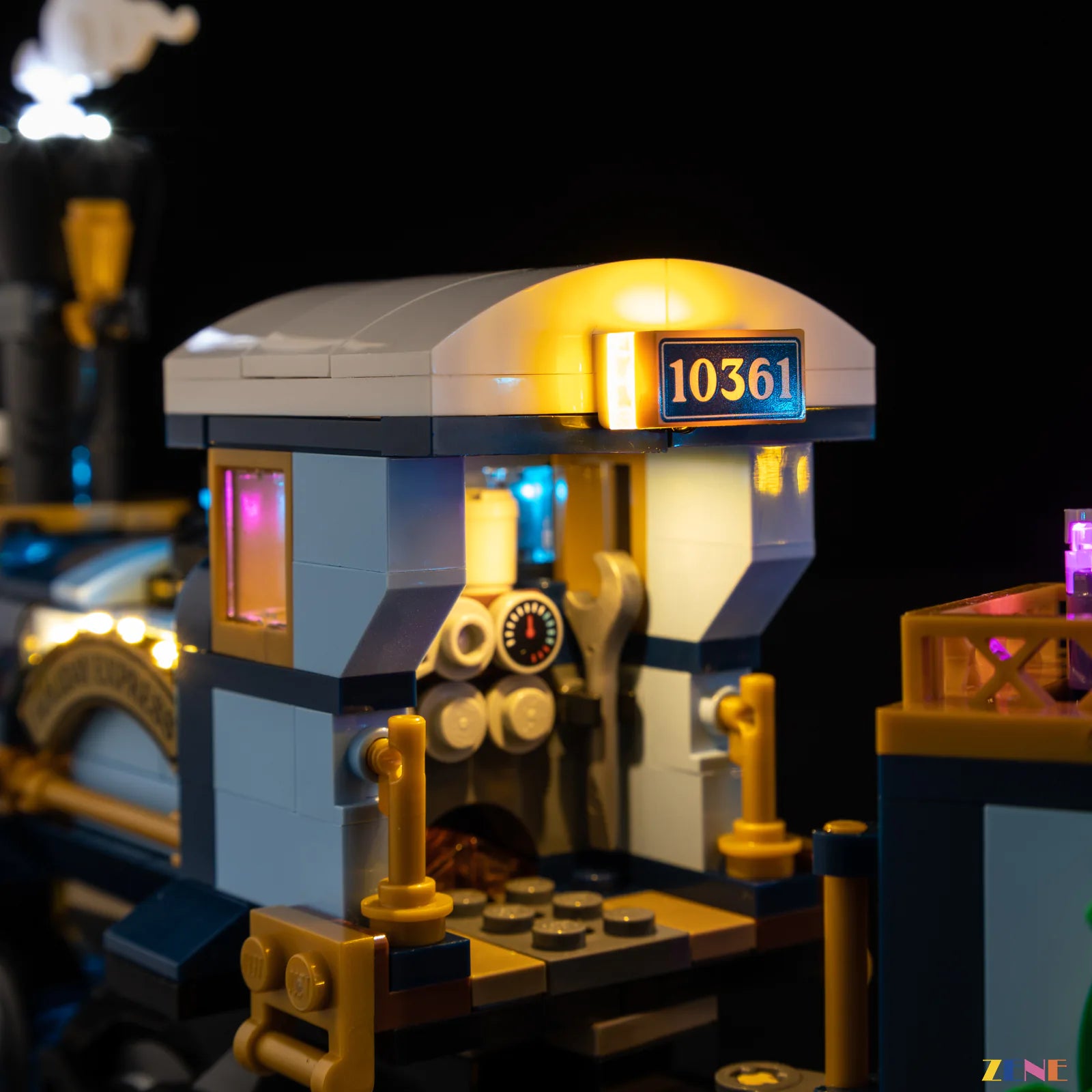 holiday platform bench light detail - ZENE Bricks Light Kit for LEGO® Holiday Express Train #10361 Ver.2