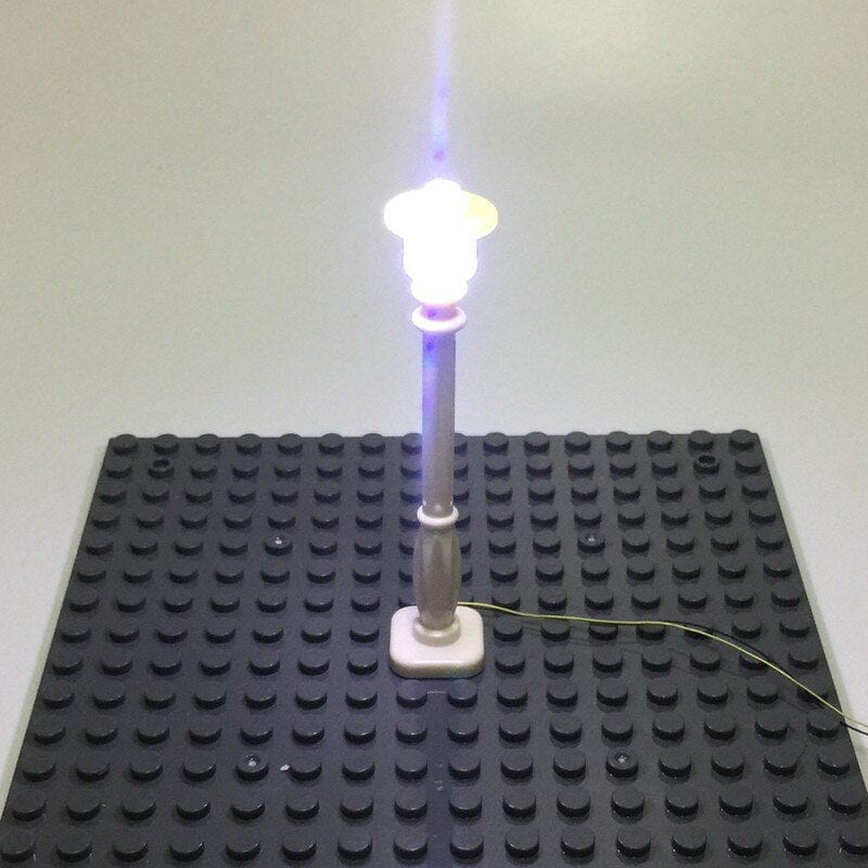 zene bricks MOC Accessory LED Lamp Post Street Light / Spotlight / Traffic Light For City Series Bricks Block Model