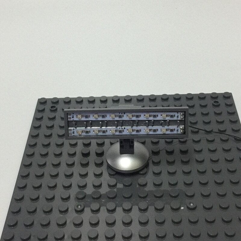 zene bricks MOC Accessory LED Lamp Post Street Light / Spotlight / Traffic Light For City Series Bricks Block Model