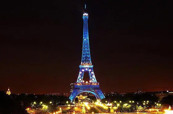 Lego Eiffel Tower: Ten Thousand Pieces of Patience