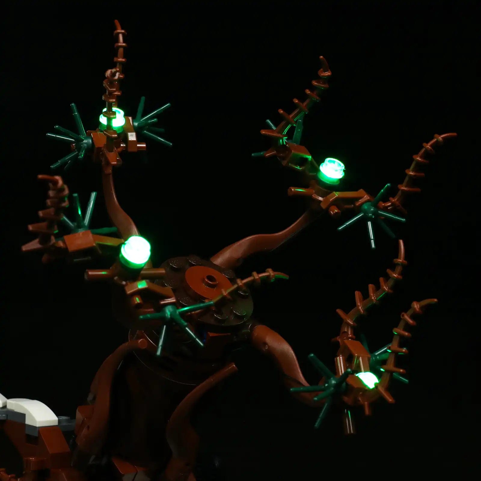 zene bricks LEGO The Shrieking Shack & Whomping Willow™ #76407 Light Kit